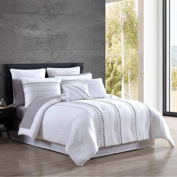✨NEW✨ 8pc Queen Delphi Comforter Set White | Bedding | Cozy | Fall | Bedroom - Picture 2 of 8